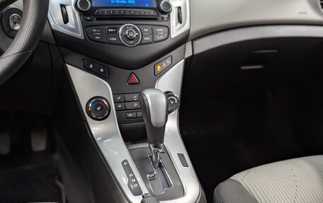 Chevrolet Cruze II, 2013 год, 710 000 рублей, 18 фотография