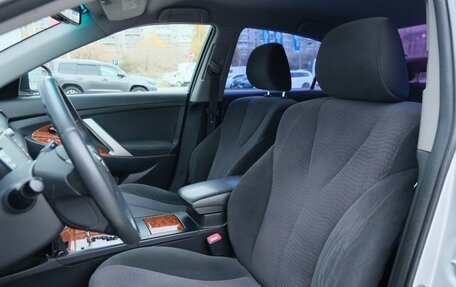 Toyota Camry, 2011 год, 1 440 000 рублей, 10 фотография