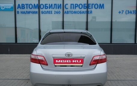 Toyota Camry, 2011 год, 1 440 000 рублей, 4 фотография