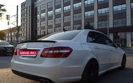 Mercedes-Benz E-Класс, 2010 год, 1 500 000 рублей, 2 фотография