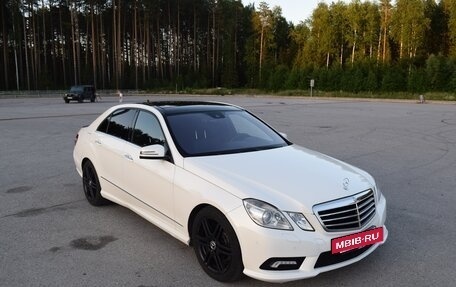 Mercedes-Benz E-Класс, 2010 год, 1 500 000 рублей, 5 фотография