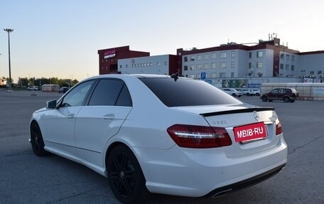 Mercedes-Benz E-Класс, 2010 год, 1 500 000 рублей, 9 фотография