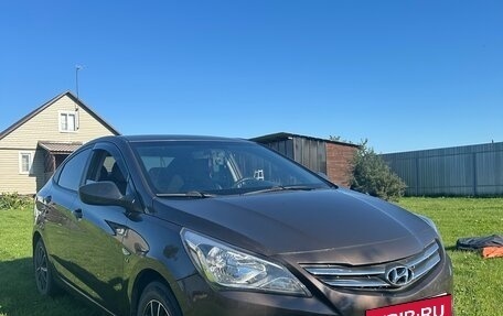 Hyundai Solaris II рестайлинг, 2016 год, 1 100 000 рублей, 3 фотография