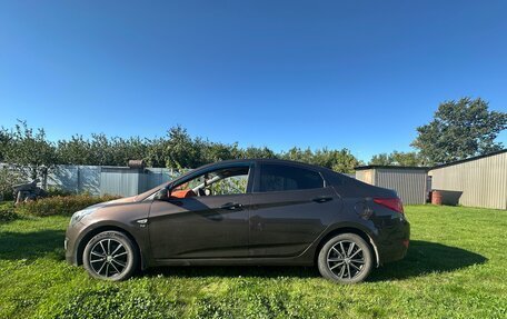 Hyundai Solaris II рестайлинг, 2016 год, 1 100 000 рублей, 13 фотография