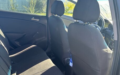 Hyundai Solaris II рестайлинг, 2016 год, 1 100 000 рублей, 12 фотография