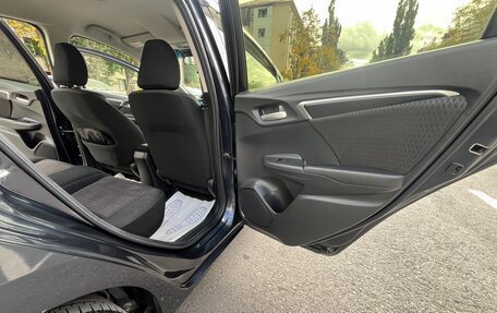Honda Fit III, 2019 год, 1 650 000 рублей, 7 фотография