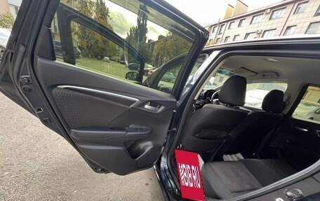 Honda Fit III, 2019 год, 1 650 000 рублей, 12 фотография