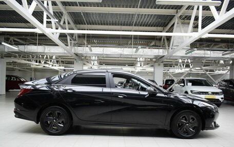 Hyundai Elantra, 2023 год, 2 560 000 рублей, 8 фотография