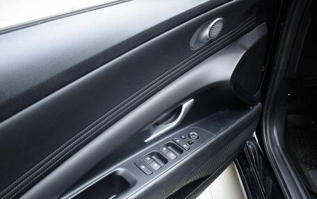Hyundai Elantra, 2023 год, 2 560 000 рублей, 14 фотография