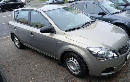 KIA cee'd I рестайлинг, 2012 год, 980 000 рублей, 3 фотография