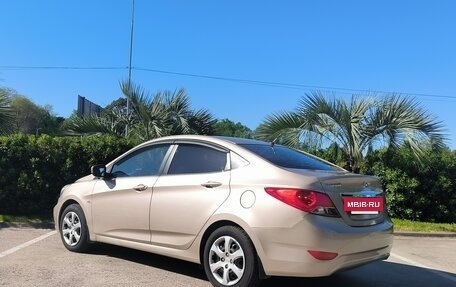 Hyundai Solaris II рестайлинг, 2013 год, 650 000 рублей, 2 фотография