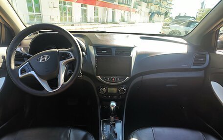 Hyundai Solaris II рестайлинг, 2013 год, 650 000 рублей, 9 фотография