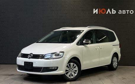 Volkswagen Sharan II, 2011 год, 1 365 000 рублей, 1 фотография