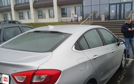 Chevrolet Cruze II, 2018 год, 945 000 рублей, 4 фотография