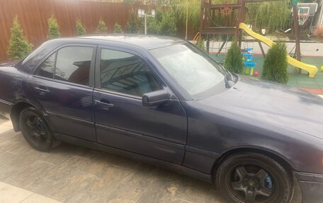 Mercedes-Benz C-Класс, 1995 год, 158 000 рублей, 4 фотография