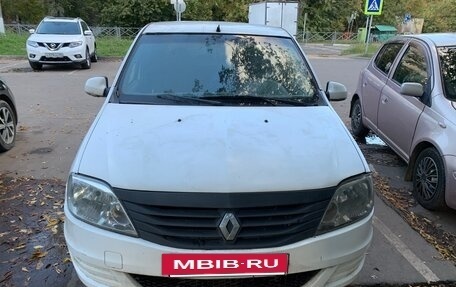 Renault Logan I, 2013 год, 277 000 рублей, 2 фотография