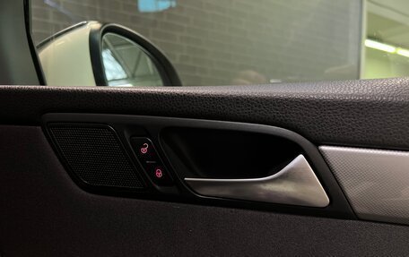 Volkswagen Sharan II, 2011 год, 1 365 000 рублей, 20 фотография