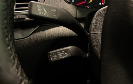 Volkswagen Sharan II, 2011 год, 1 365 000 рублей, 25 фотография