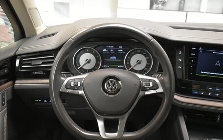 Volkswagen Touareg III, 2020 год, 5 199 000 рублей, 8 фотография