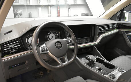 Volkswagen Touareg III, 2020 год, 5 199 000 рублей, 28 фотография