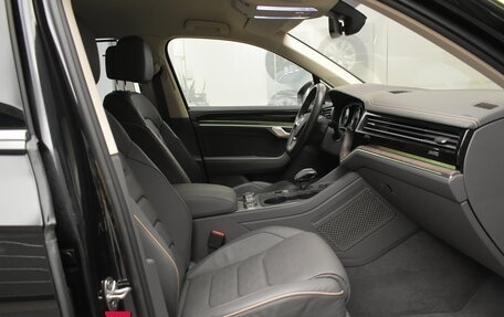 Volkswagen Touareg III, 2020 год, 5 199 000 рублей, 25 фотография