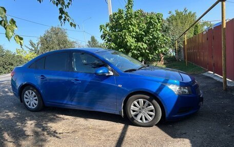 Chevrolet Cruze II, 2011 год, 720 000 рублей, 2 фотография