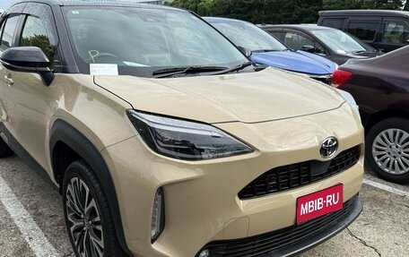 Toyota Yaris Cross, 2022 год, 1 990 000 рублей, 1 фотография