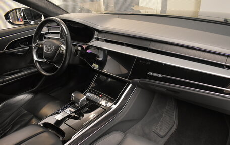 Audi A8, 2019 год, 5 200 000 рублей, 27 фотография