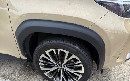 Toyota Yaris Cross, 2022 год, 1 990 000 рублей, 8 фотография