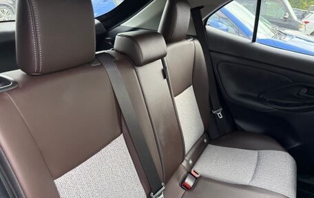 Toyota Yaris Cross, 2022 год, 1 990 000 рублей, 17 фотография