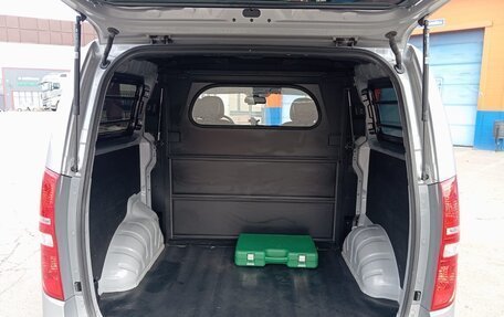Hyundai Grand Starex Grand Starex I рестайлинг 2, 2018 год, 3 200 000 рублей, 5 фотография