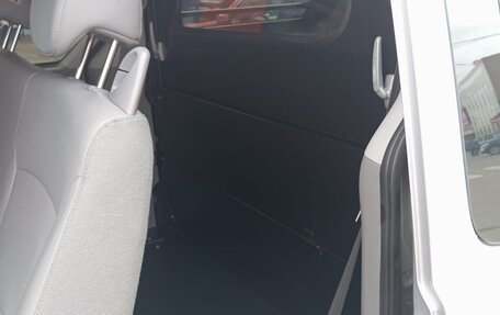 Hyundai Grand Starex Grand Starex I рестайлинг 2, 2018 год, 3 200 000 рублей, 10 фотография