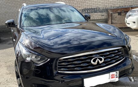 Infiniti FX II, 2011 год, 1 500 000 рублей, 1 фотография