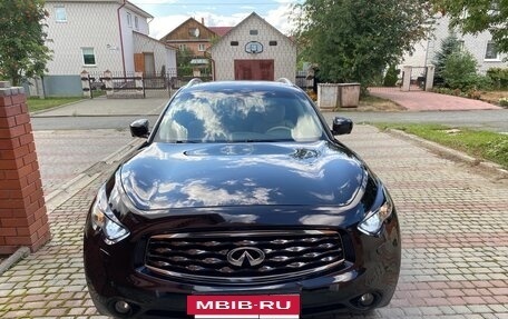 Infiniti FX II, 2011 год, 1 500 000 рублей, 6 фотография
