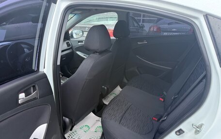 Hyundai Solaris II рестайлинг, 2014 год, 990 000 рублей, 7 фотография