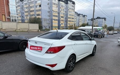 Hyundai Solaris II рестайлинг, 2014 год, 990 000 рублей, 2 фотография