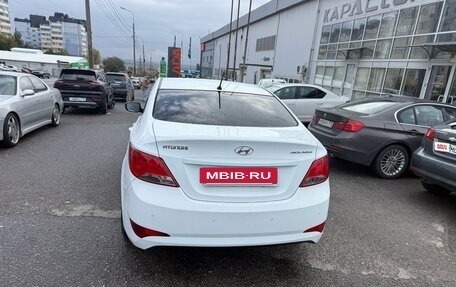 Hyundai Solaris II рестайлинг, 2014 год, 990 000 рублей, 4 фотография