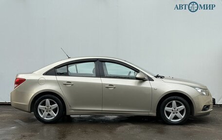 Chevrolet Cruze II, 2011 год, 640 000 рублей, 4 фотография