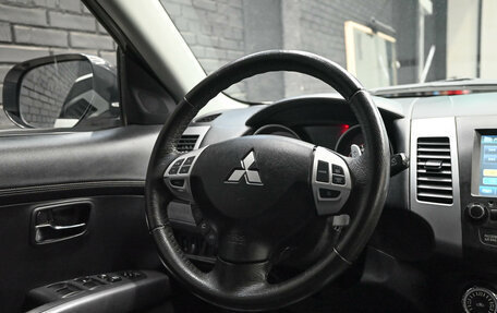 Mitsubishi Outlander III рестайлинг 3, 2010 год, 1 240 000 рублей, 14 фотография