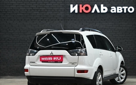 Mitsubishi Outlander III рестайлинг 3, 2010 год, 1 240 000 рублей, 7 фотография