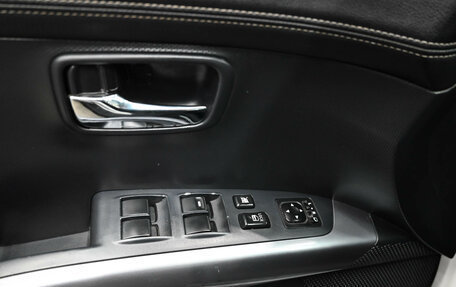 Mitsubishi Outlander III рестайлинг 3, 2010 год, 1 240 000 рублей, 16 фотография