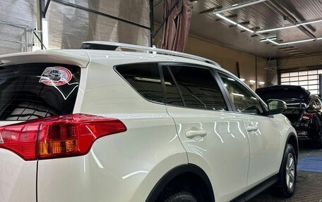 Toyota RAV4, 2014 год, 1 850 000 рублей, 5 фотография