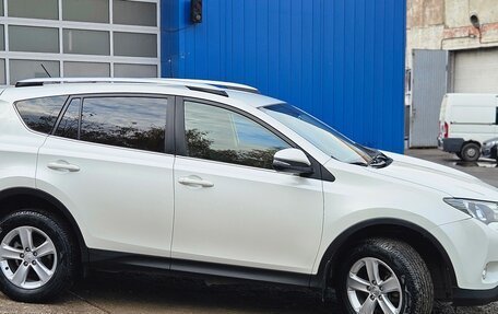 Toyota RAV4, 2014 год, 1 850 000 рублей, 18 фотография