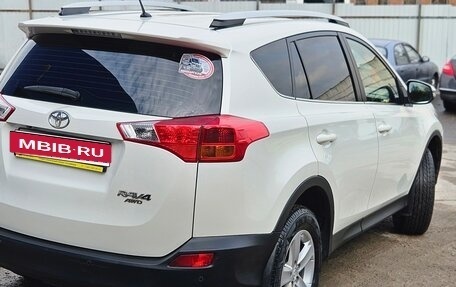 Toyota RAV4, 2014 год, 1 850 000 рублей, 22 фотография