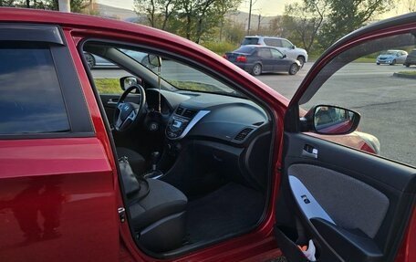 Hyundai Solaris II рестайлинг, 2013 год, 1 100 000 рублей, 6 фотография