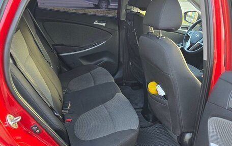 Hyundai Solaris II рестайлинг, 2013 год, 1 100 000 рублей, 15 фотография