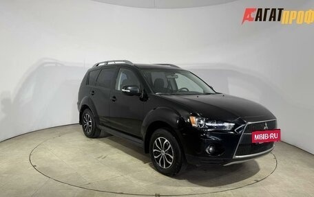 Mitsubishi Outlander III рестайлинг 3, 2010 год, 950 000 рублей, 3 фотография
