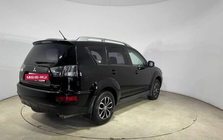 Mitsubishi Outlander III рестайлинг 3, 2010 год, 950 000 рублей, 6 фотография