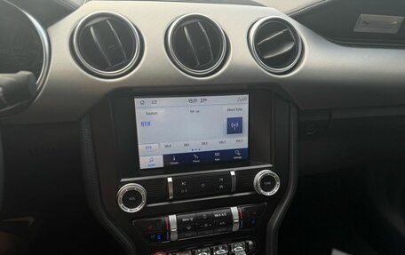 Ford Mustang VI рестайлинг, 2021 год, 3 700 000 рублей, 9 фотография