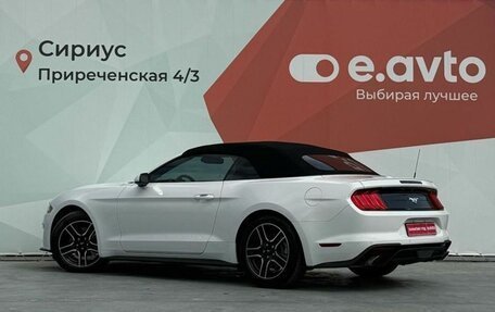 Ford Mustang VI рестайлинг, 2021 год, 3 700 000 рублей, 6 фотография